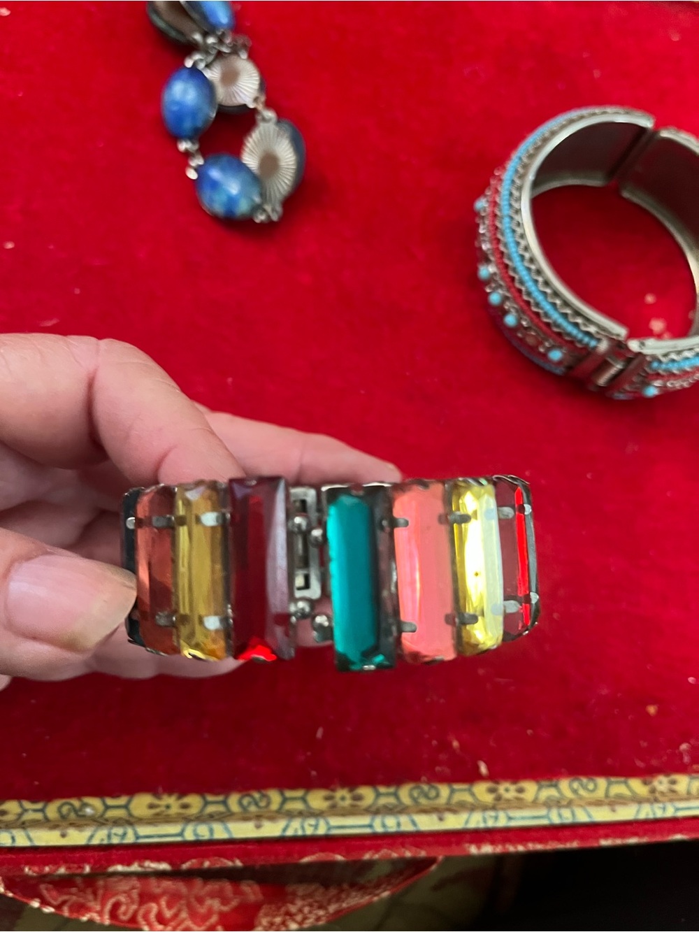 Multicolor Glass Stone Stretch Bracelet - Women's Fashion Jewelry